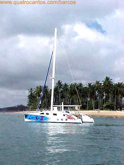 Veleiro catamaran