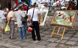 Exposição na praça