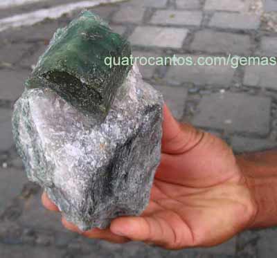 Berilo do garimpo de Socotó