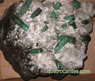 Canga de esmeralda