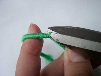Elástico para o cabelo é feito de camisinha reciclada?
